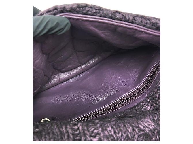 Chanel Bolsa de ombro de malha de lã CC com aba e corrente roxa Roxo - vista 9