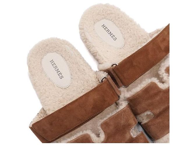 Hermès Sandali da uomo in camoscio Brown Craft Ecru con logo e shearling Marrone - vista 7