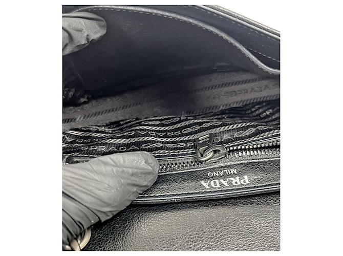 Prada Borsa a tracolla con catena borchiata bianca e nera Multicolore - vista 10