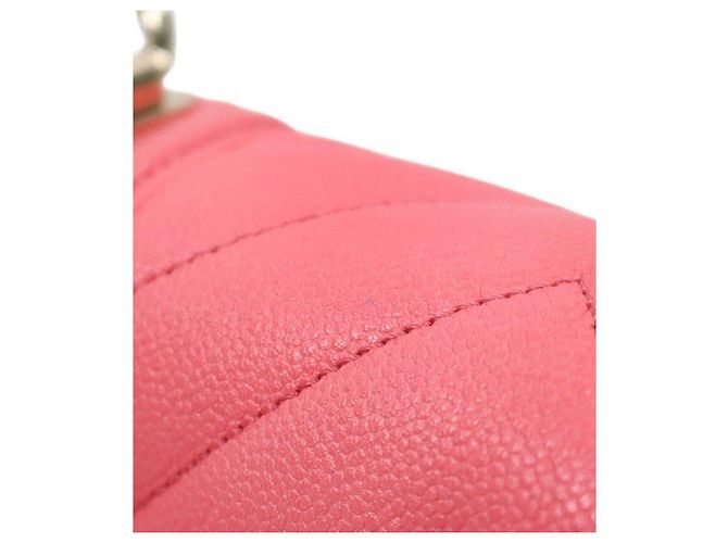 Chanel Mini Boy Bag in caviar chevron rosa con chip - vista 7