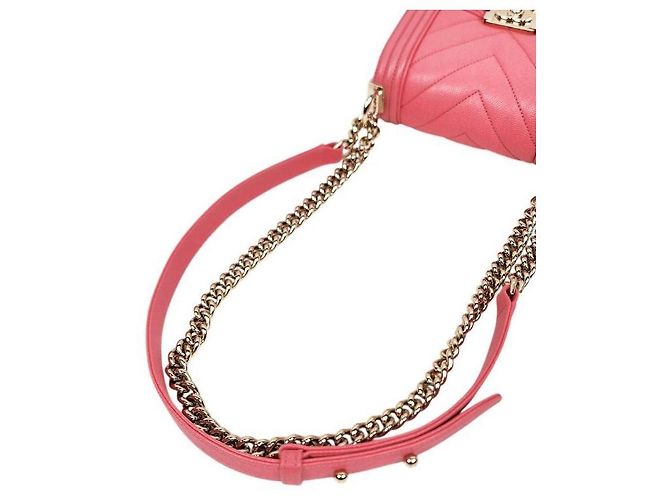 Chanel Mini Boy Bag in caviar chevron rosa con chip - vista 8