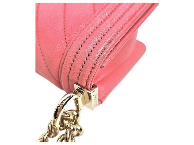 Chanel Mini Boy Bag in caviar chevron rosa con chip - vista 9