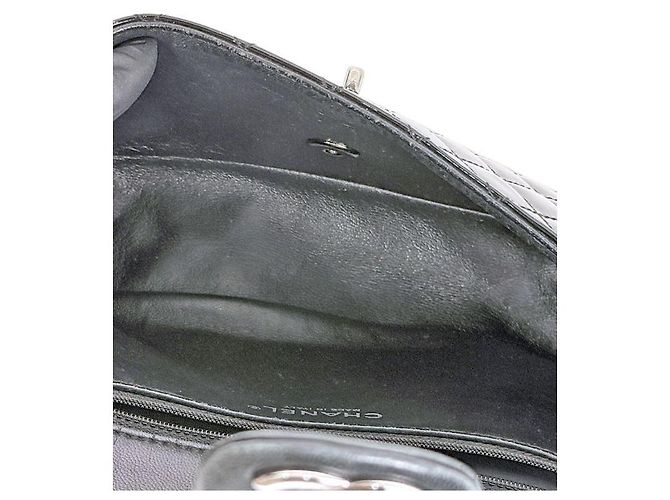Chanel Borsa a tracolla con catena in vernice nera Nero - vista 10