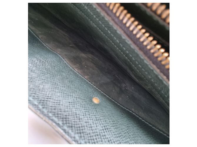 Louis Vuitton Taiga Lozan Green Document Bag Unisex (High-Grade Briefcase, Including Wallet) - view 20