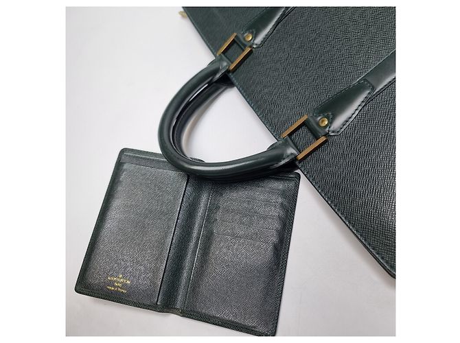 Louis Vuitton Taiga Lozan Green Document Bag Unisex (High-Grade Briefcase, Including Wallet) - view 8