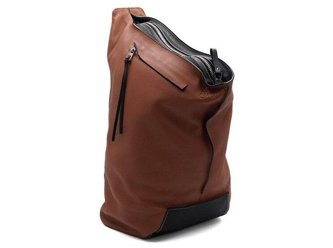 Loewe Zaino sling in pelle marrone da uomo - vista 3