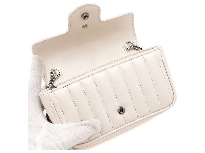Gucci Super Mini Bag Crossbody con Catena Argentata - vista 7