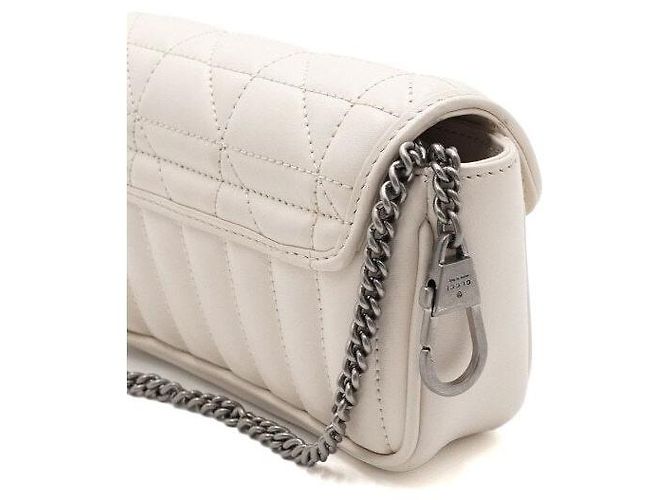 Gucci Super Mini Bag Crossbody con Catena Argentata - vista 9