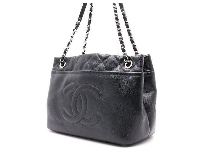 Chanel Borsa a tracolla Timeless CC in pelle caviar morbida nera con catena argentata Nero - vista 2