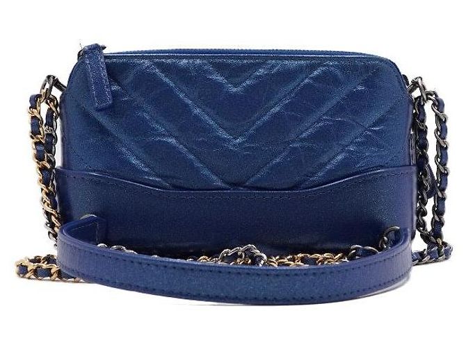 Chanel Borsa Gabrielle Mini Blue con catena dorata, a spalla e crossbody - vista 4