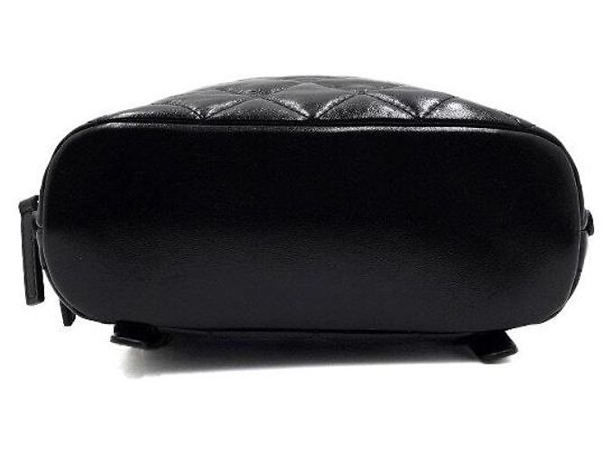 Chanel Zaino da donna in vernice nera trapuntata con CC dorati Nero - vista 6