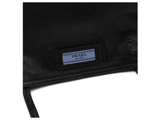 Prada Borsa a tracolla e spalla Etiquette in pelle nera con patta Nero - vista 10