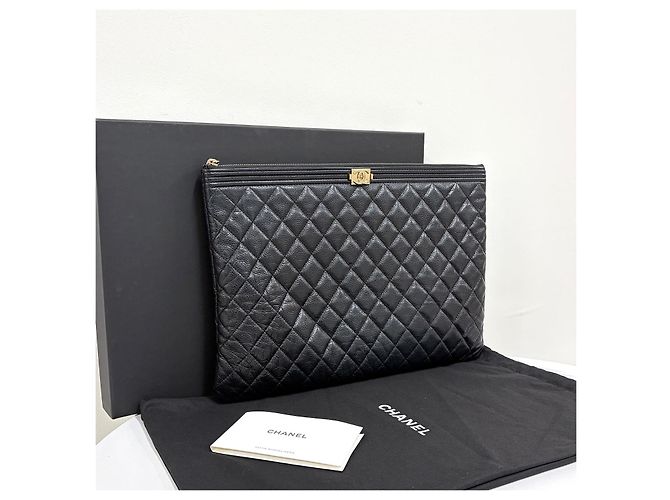 Chanel Clutch Caviar Boy Large Black Nero - vista 2