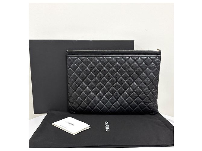 Chanel Clutch Caviar Boy Large Black Nero - vista 3