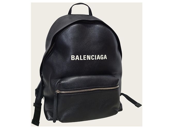 Balenciaga Everyday Leder-Rucksack mit Logo Schwarz - Ansicht 3