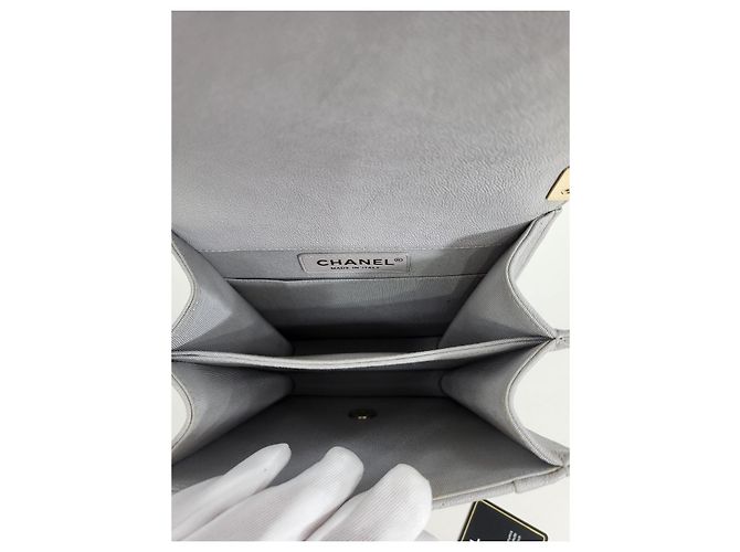 Chanel Serie di borse a tracolla Boy Caviar Flap Gold Marrone - vista 8