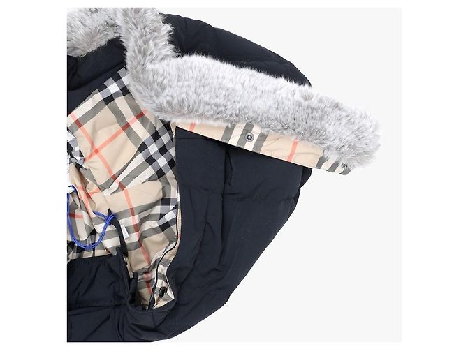 Burberry Casaco acolchoado com capuz para crianças com acabamento em pele Preto - vista 8