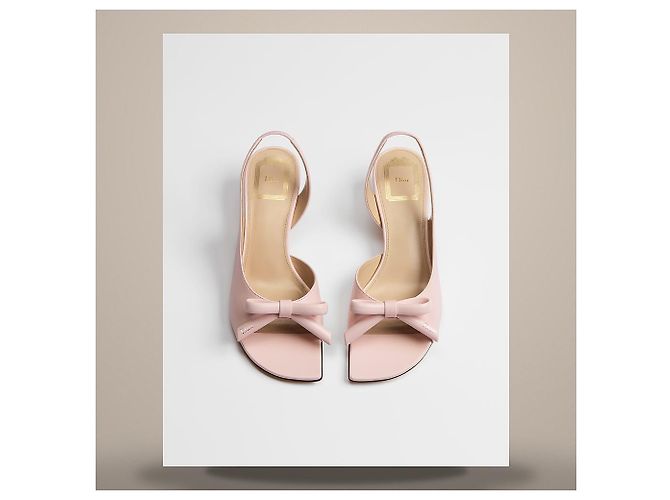Louis Vuitton Sandali Slingback con tacco e fiocco in camoscio rosa e pelle di agnello - vista 4