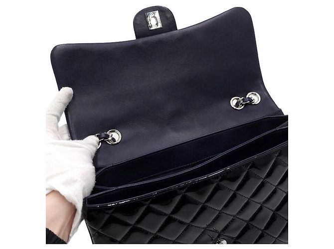 Chanel Borsa a spalla classica a soffietto con patta in vernice blu navy scuro - vista 7