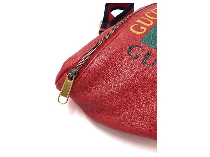 Gucci Sac banane unisexe en cuir avec imprimé logo rouge Crossbody - vue 7