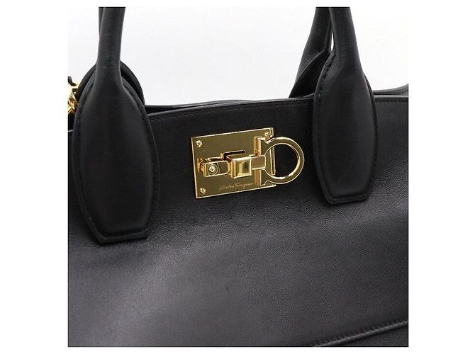 Salvatore Ferragamo Borsa Tote e a Spalla Gancini Studio Medium Black Nero - vista 4