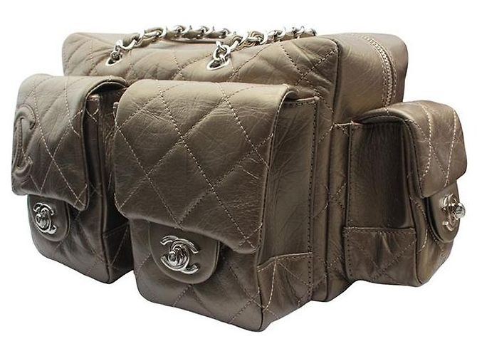 Chanel Borsa a tracolla Cambon Pocket Tote con logo CC metallizzato oro D'oro - vista 2
