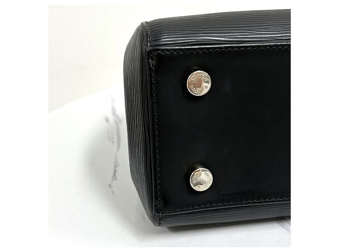 Louis Vuitton Borsa Tote Brea Black MM Nero - vista 10