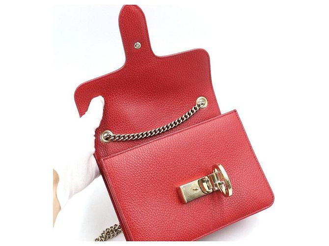 Gucci Bolsa de ombro pequena vermelha com elos entrelaçados e corrente dourada Vermelho - vista 6