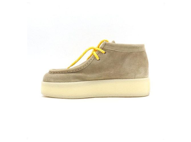 Miu Miu Botas Desert de cuña en ante lavado para mujer Dorado - vista 4