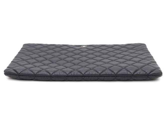 Chanel Clutch Classic Large in Caviar nero con CC argento - vista 5
