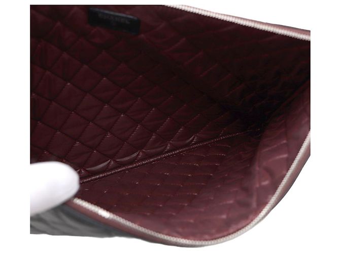 Chanel Clutch Classic Large in Caviar nero con CC argento - vista 6