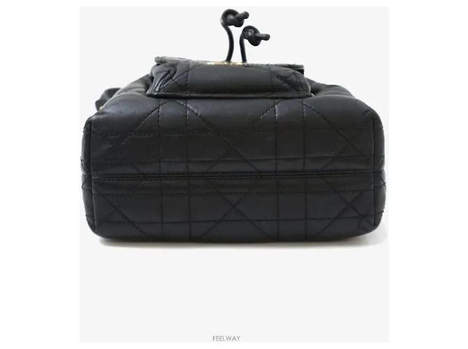 Dior Mini borsa bucket in pelle di agnello Macro Cannage Nera Nero - vista 4