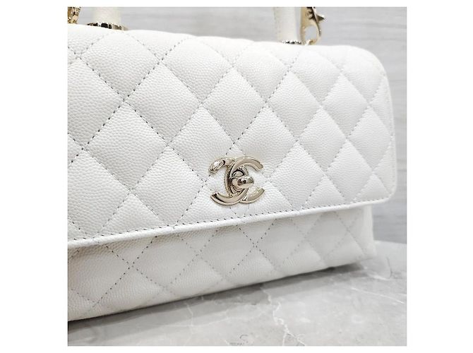 Chanel Coco Handle Small Caviar White con interno Champagne Gold Chip Bianco - vista 5