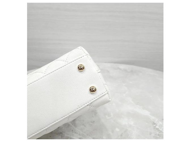 Chanel Coco Handle Small Caviar White con interno Champagne Gold Chip Bianco - vista 6