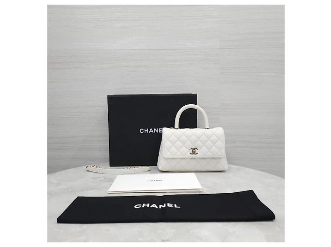 Chanel Coco Handle Small Caviar White con interno Champagne Gold Chip Bianco - vista 8