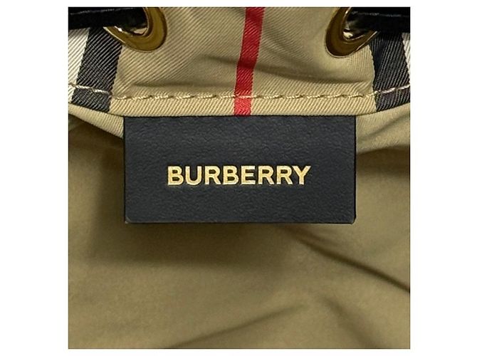Burberry Borsa a Secchiello in Nylon Icon Archive Beige - vista 11