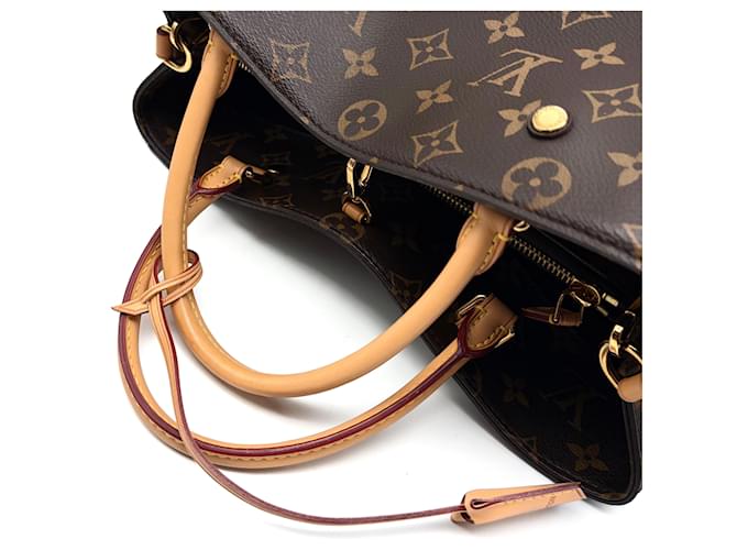 Louis Vuitton Monogram Montaigne GM Marrone - vista 5