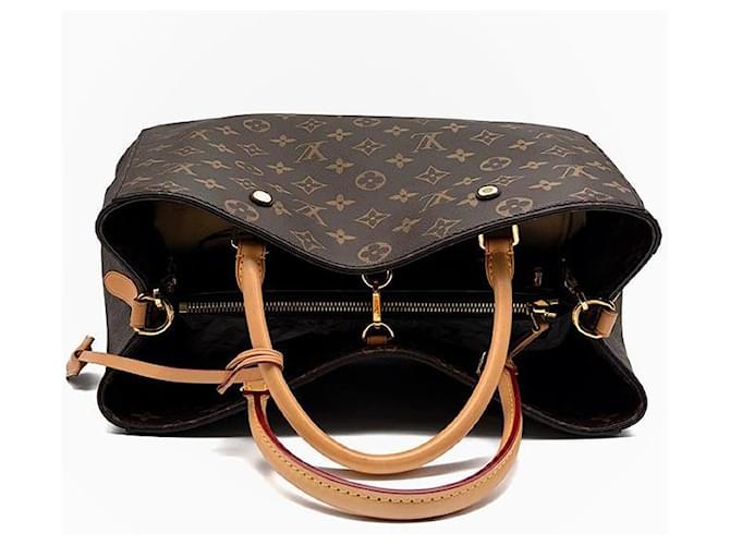 Louis Vuitton Monogram Montaigne GM Marrone - vista 6