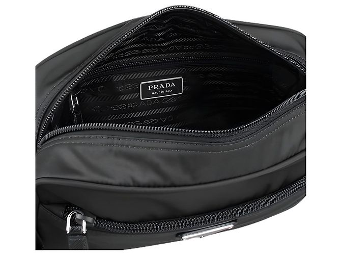 Prada Borsa a tracolla messenger in nylon con logo triangolare Nero - vista 9