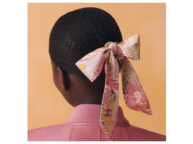 Hermès Fita de seda Twilly Vermelho - vista 5