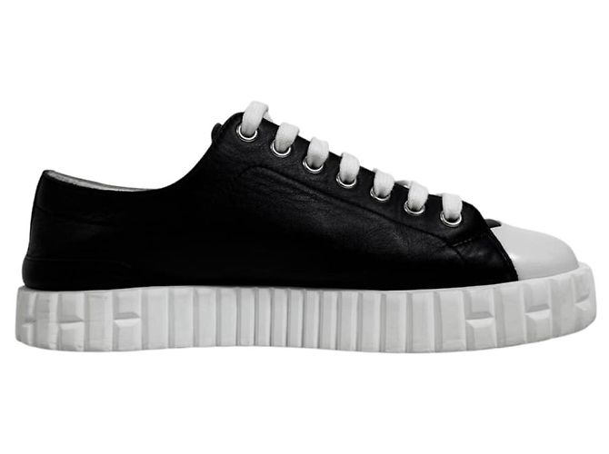 Hermès Sneakers basse da donna in pelle di vitello Cross - Nero - vista 5