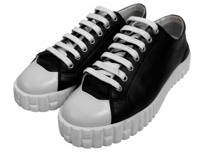 Hermès Sneakers basse da donna in pelle di vitello Cross - Nero - vista 7
