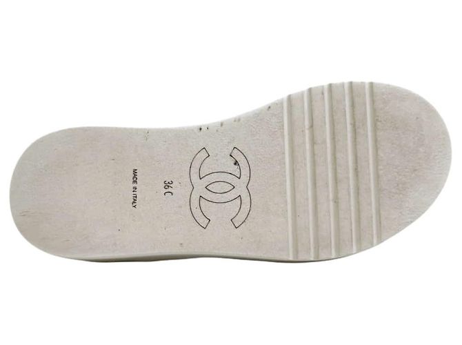 Chanel Sandali alti da donna con cinturino in velcro stile gladiatore Bianco - vista 11