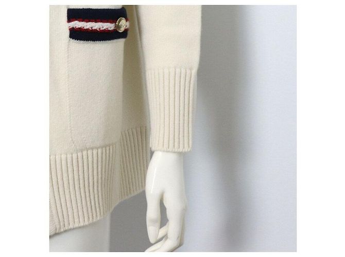 Chanel Kaschmir-Cardigan mit goldenen CC-Knöpfen Weiß - Ansicht 3