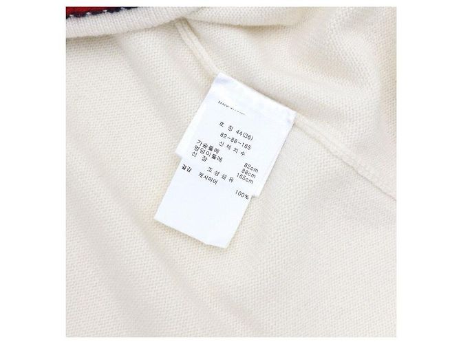 Chanel Kaschmir-Cardigan mit goldenen CC-Knöpfen Weiß - Ansicht 7