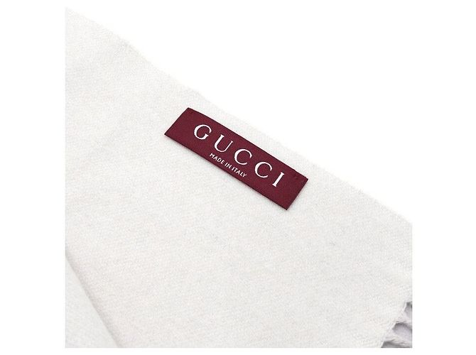 Gucci Kaschmirschal in Hellgrau mit GG-Logo - Ansicht 6