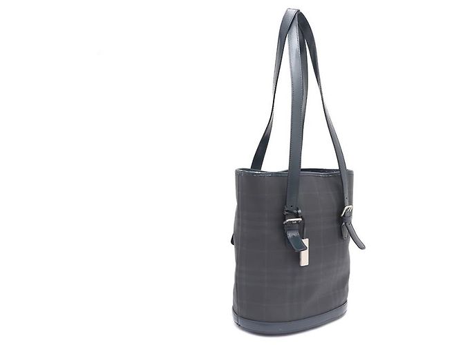 Burberry Borsa Tote e Borsa a Tracolla in PVC Nova Check Blu - vista 11
