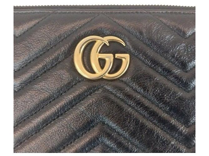 Gucci Pouch in pelle nera con dettagli dorati Clutch Matelassé Nero - vista 8