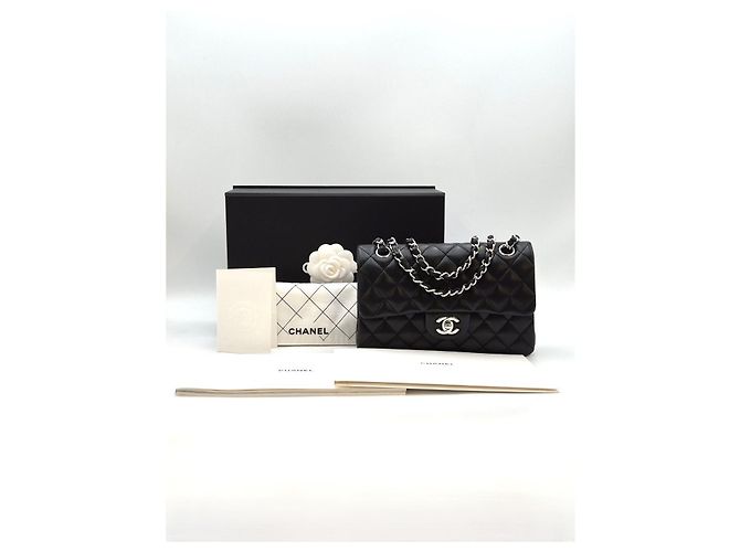 Chanel Classic Small Lambskin Black Year Nero - vista 5