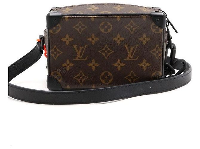 Louis Vuitton Bandolera Monogram Mini Soft Trunk para hombre - vista 4